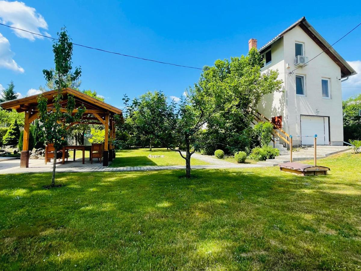 Dunakanyar Apartman Pilismarot Exterior photo
